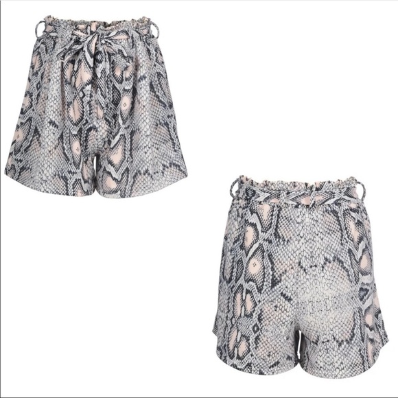 Grey & Beige Snakeskin Print Shorts - Picture 3 of 6